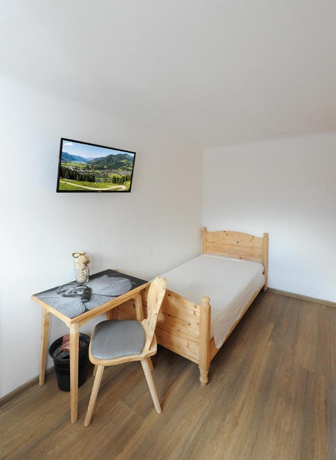 פוש אן דר גלוקנשטראסה Chalet Gloria - Doppel- Und Mehrbettzimmer מראה חיצוני תמונה