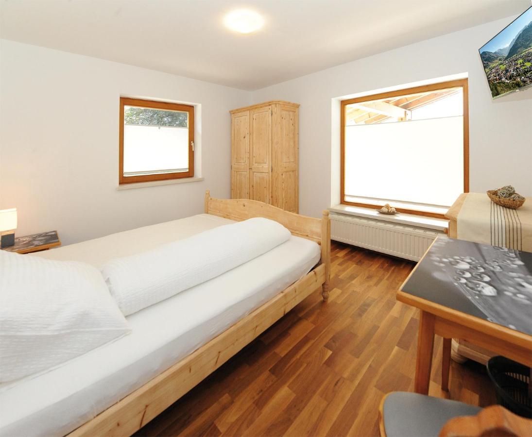 פוש אן דר גלוקנשטראסה Chalet Gloria - Doppel- Und Mehrbettzimmer מראה חיצוני תמונה